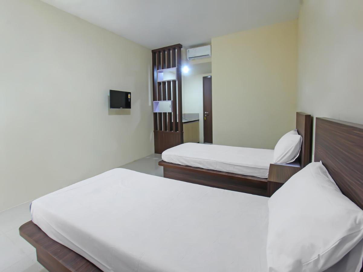 Oyo 92237 Dj Home Mataram Ngoại thất bức ảnh