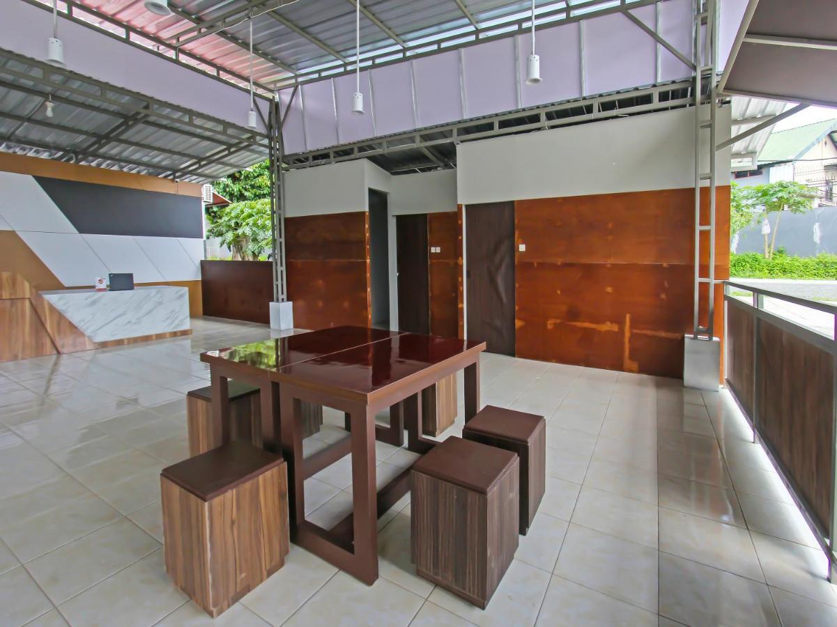 Oyo 92237 Dj Home Mataram Ngoại thất bức ảnh